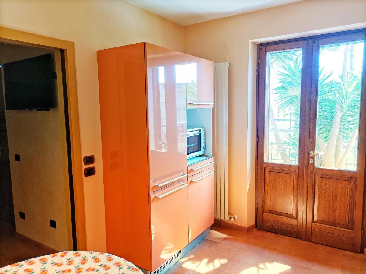 Villa Fior Di Loto Limone sul Garda Exterior photo