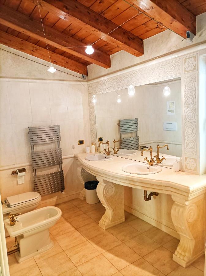 Villa Fior Di Loto Limone sul Garda Exterior photo