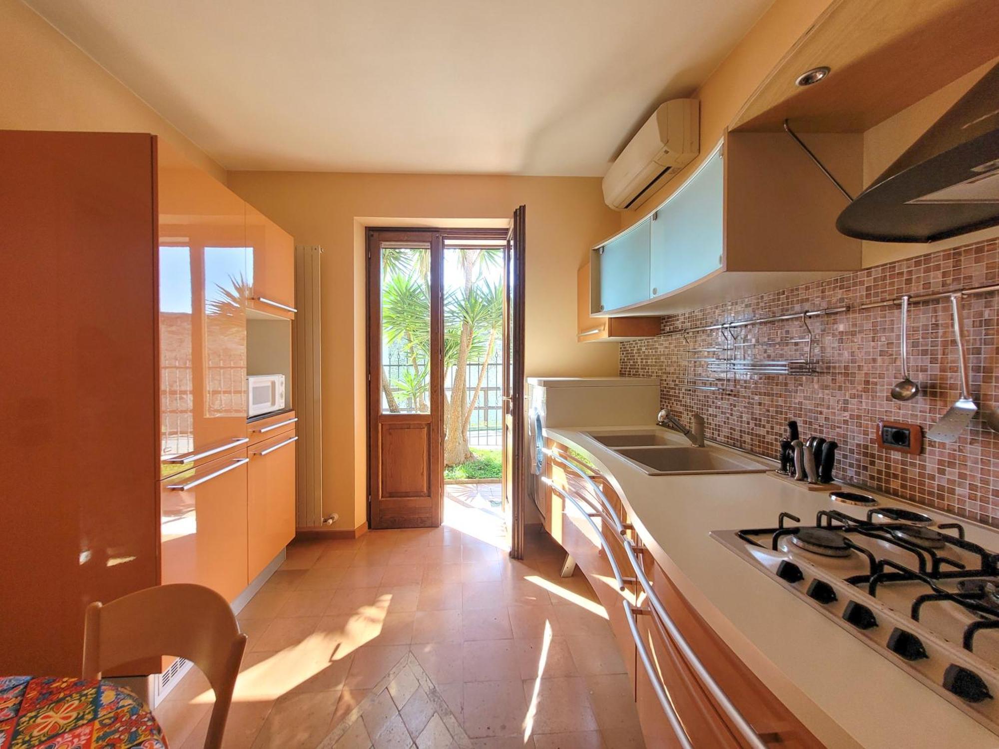 Villa Fior Di Loto Limone sul Garda Exterior photo